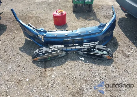 2019 Volkswagen Jetta 1.4T R-Line/1.4T S/1.4T Se из США, поврежденный, VIN 3VWC57BU3KM194267